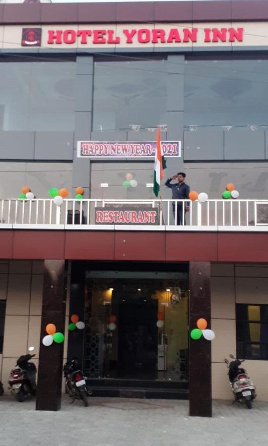 Hotel Yoran Inn&Restaurant By WB Inn Sadabad Bagian luar foto